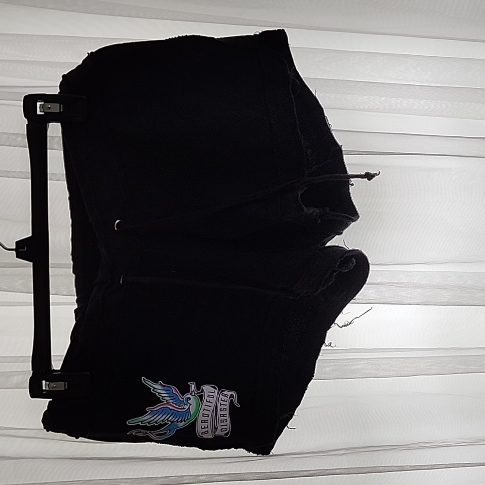 Beautiful Disaster, Women's Shorts!, Size L